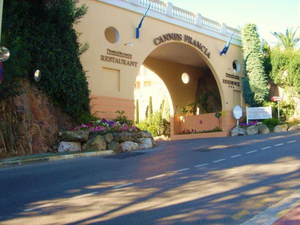 Beautiful Garden Apartment Cote D'Azur كان المظهر الخارجي الصورة